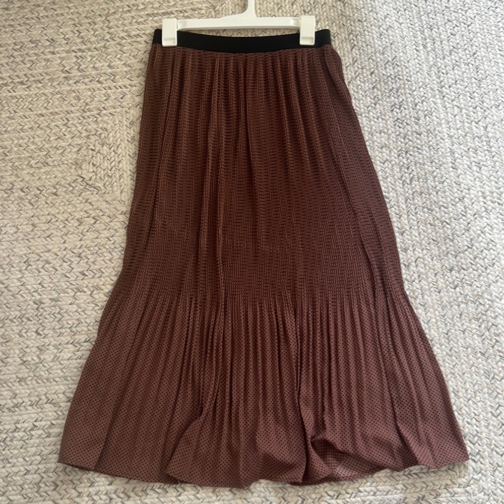 NWT midi skirt
